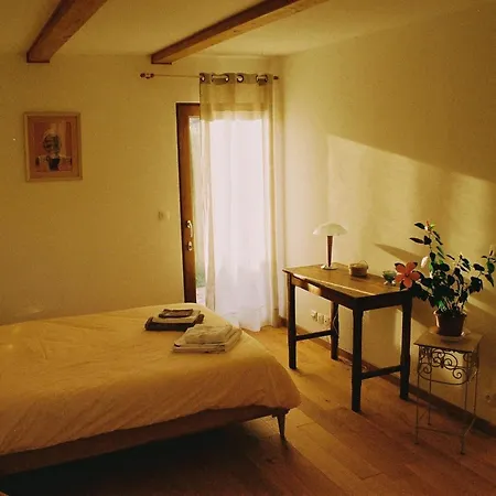 Bed & Breakfast Holzhaus Chambre D'hotes *